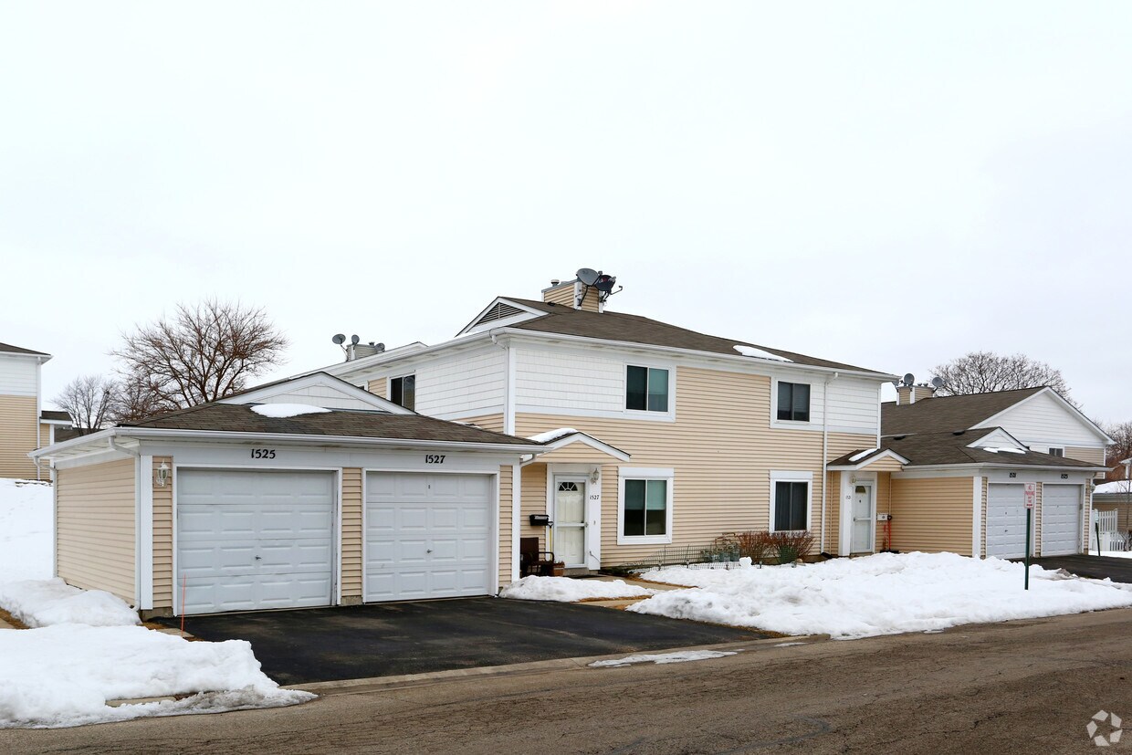 Primary Photo - 1452-1680 Cornell Dr