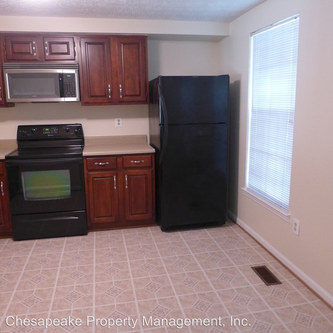 Building Photo - 8101 Greenspring Valley Rd