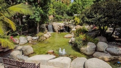 Building Photo - 4338 Redwood Ave