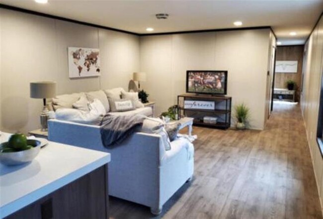 Building Photo - Alamac homes