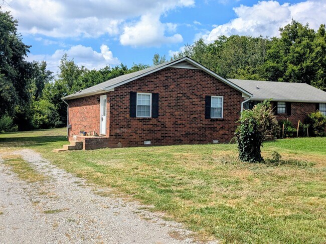 Foto del edificio - 2801 Reynolds Dr