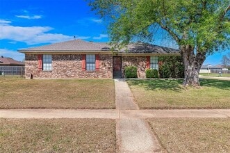 Building Photo - 5804 Catherine Ct