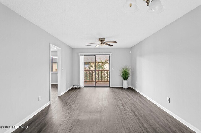 Building Photo - 3726 St Johns Ct