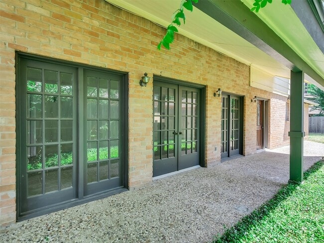 Foto del edificio - 14134 Cleobrook Dr
