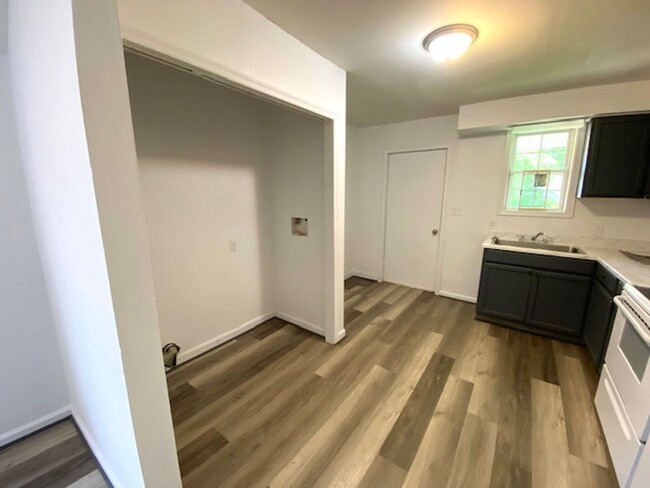Foto del edificio - 308-310 Jonathan Street