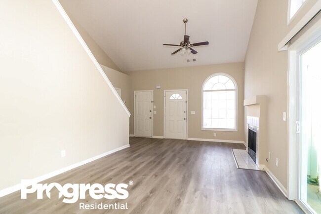 Building Photo - 615 Chantress Ct