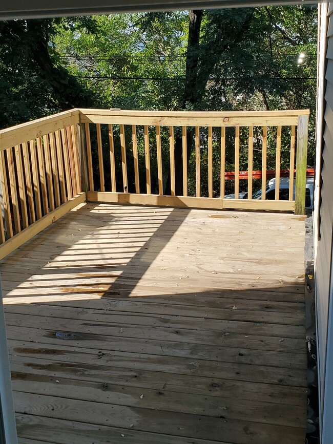 rear deck - 2903 California Ave