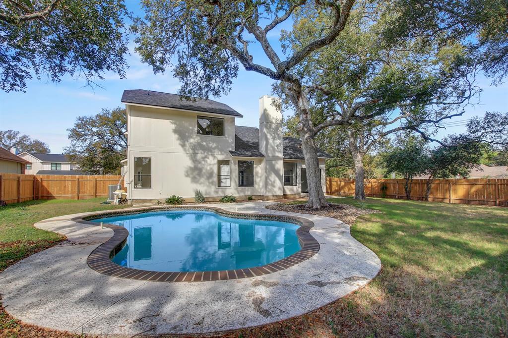 Foto principal - 7401 Whistlestop Dr