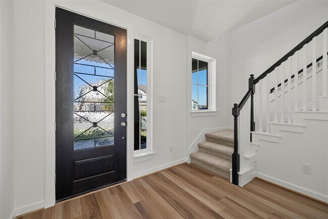 Building Photo - 176 Alicante Ln