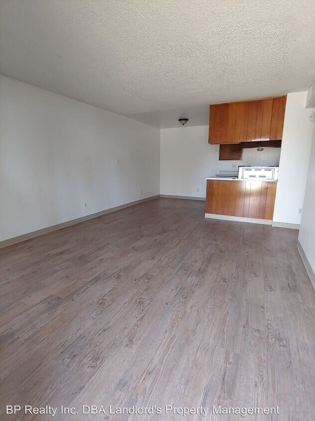 Primary Photo - 606 Starr Ave
