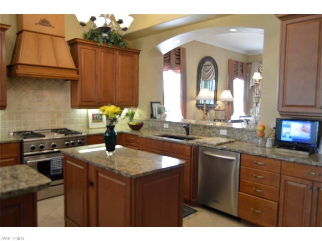 2859 Tiburon Blvd E Unit 103, Naples, FL 34109 Condo for Rent in Naples, FL