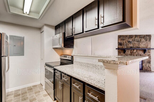 Building Photo - 18302 E Kepner Pl