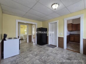 Building Photo - 84 Shawmut St