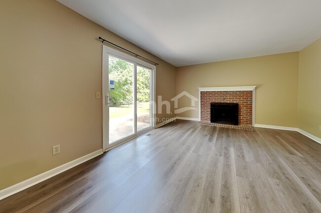 Building Photo - 7037 Berry Blossom Ct