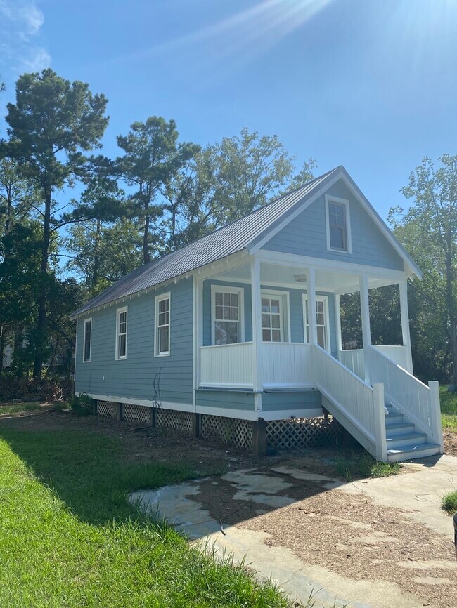 Foto del edificio - Beautiful 2/1 Cottage in Bay St. Louis, MS