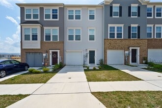 Building Photo - 56 Stembogan Ct