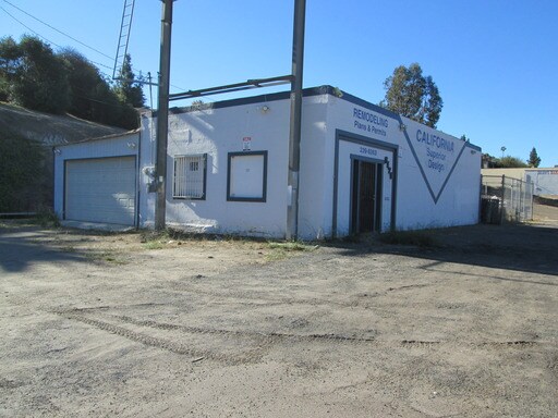Building Photo - 8179 Broadway