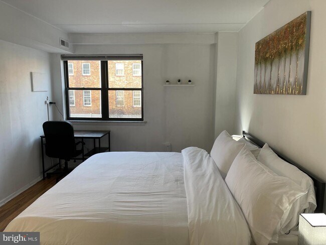 Foto del edificio - 1217 South St