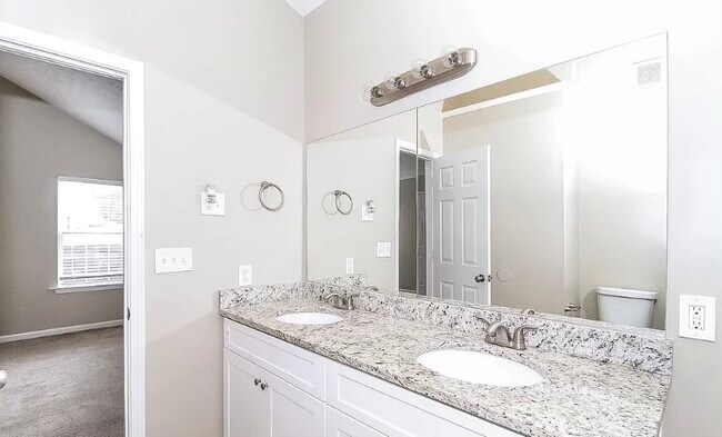 Building Photo - 3792 Landgraf Cove