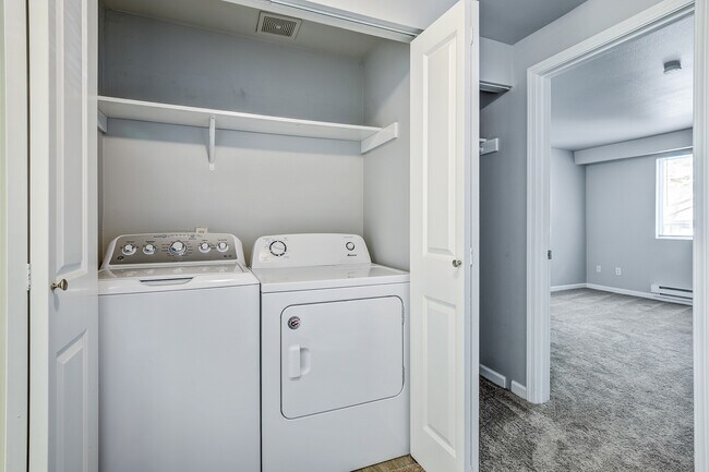 Foto del edificio - ReNew Waterview