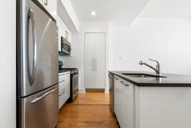 Building Photo - 4 Beacon Way