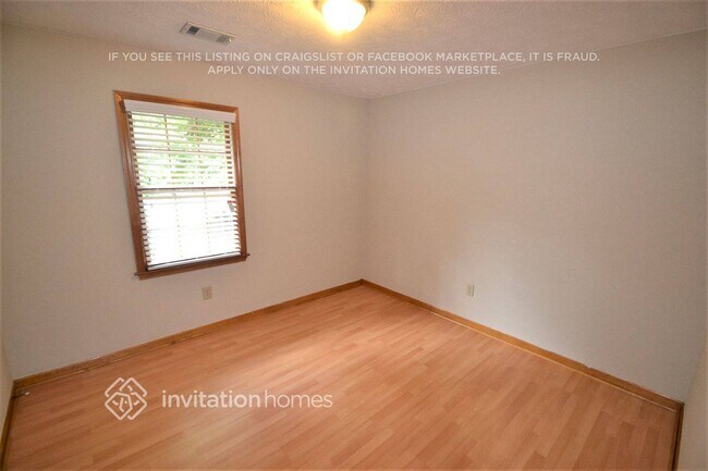 Foto del edificio - 2170 Lost Forest Ln SW