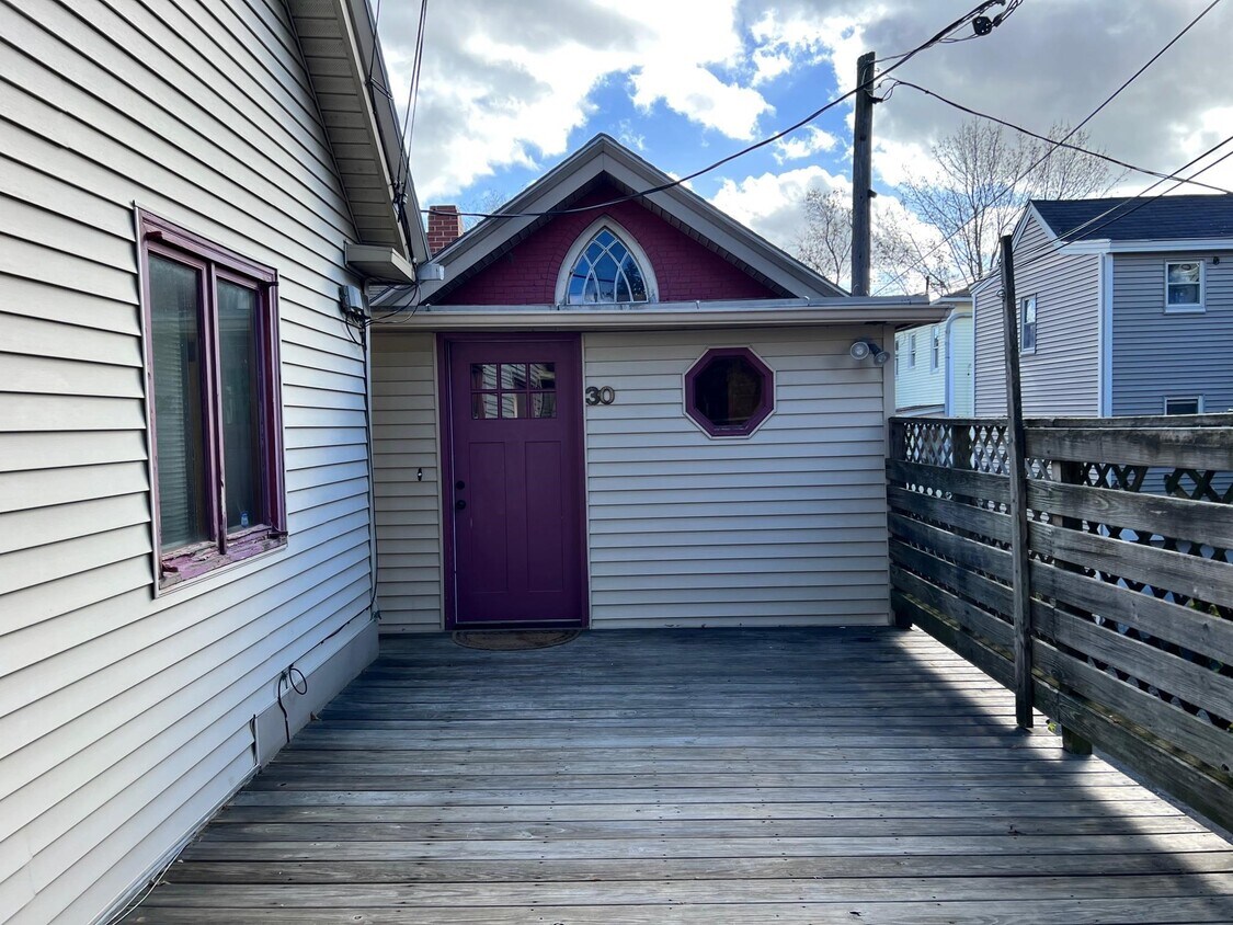 30 Fayette St Unit 3, Somersworth, NH 03878 Apartment for Rent in