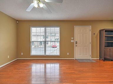 Foto del edificio - 3115 W Walnut St