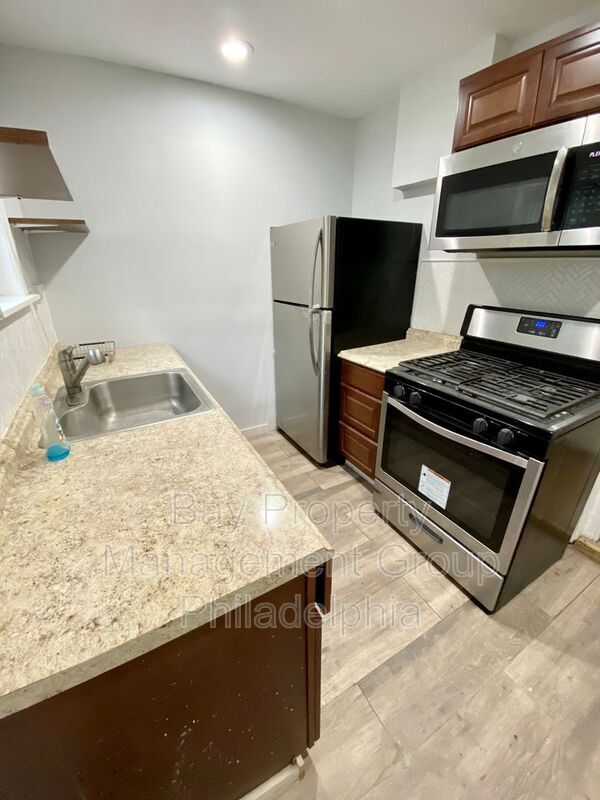 Building Photo - 2114 Earp St