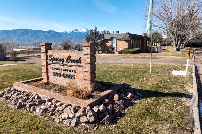 Building Photo - Spring Creek