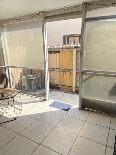 Foto del edificio - 5215 W 25th Ct