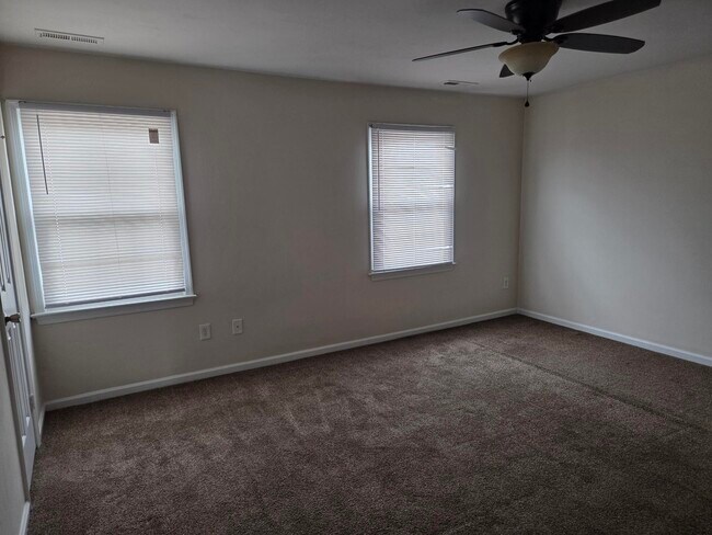 Foto del edificio - 1615 Mantane Arch