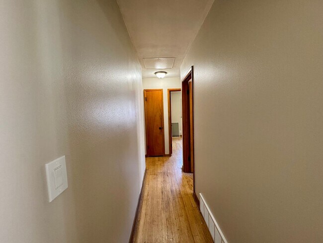 Foto del edificio - 5905 N 66th St