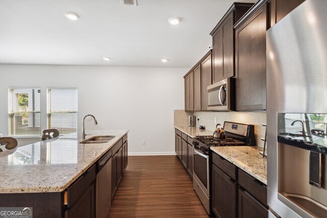 Foto del edificio - 4736 Electric Ave SW