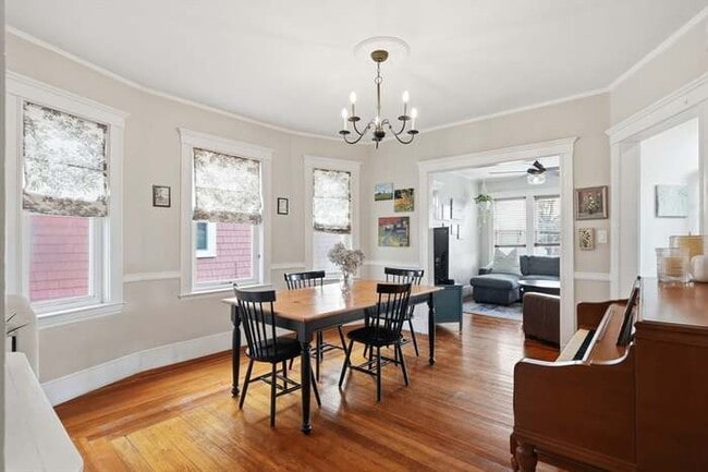 Building Photo - 95 Capen St