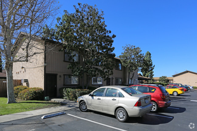 Building Photo - Parque Gillespie