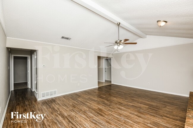 Foto del edificio - 7508 Evergreen Dr