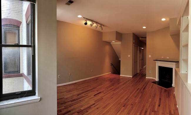 Building Photo - 1162 25th St NW
