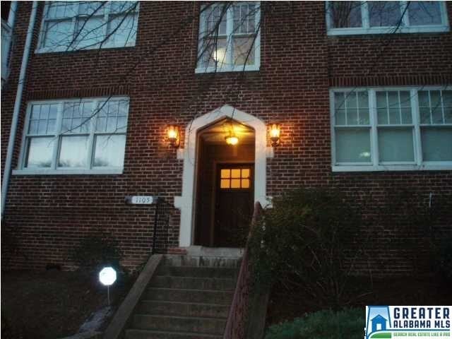 Building Photo - 1105 26th St S