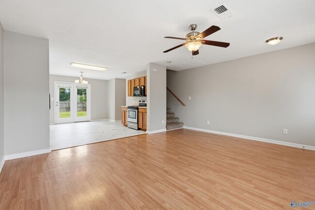 Foto del edificio - 3262 Lakeland Dr SW