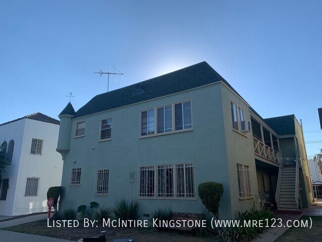 Foto del edificio - Beautiful 3BD/1BA in Los Angeles!