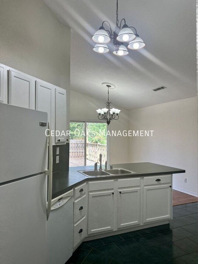 Foto del edificio - 1474 N Caddo Ave