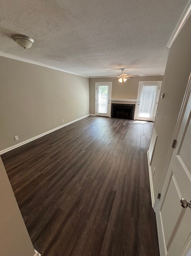 Building Photo - 1000 Sea Island Rd