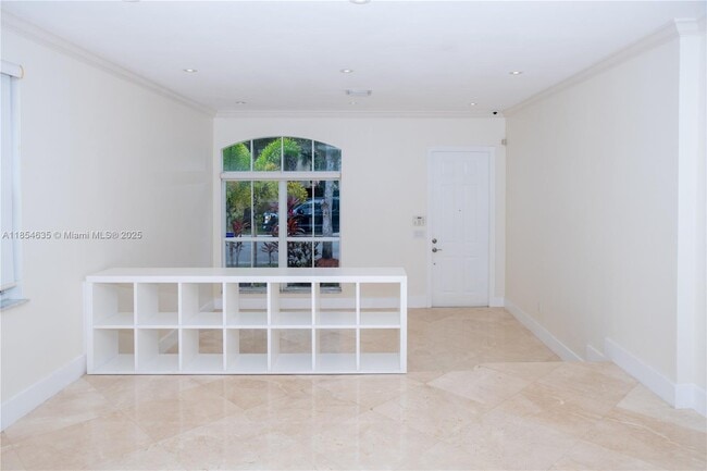 Building Photo - 5241 SW 155th Ave