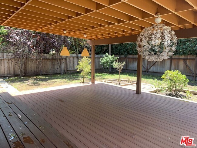 Building Photo - 7613 Goddard Ave