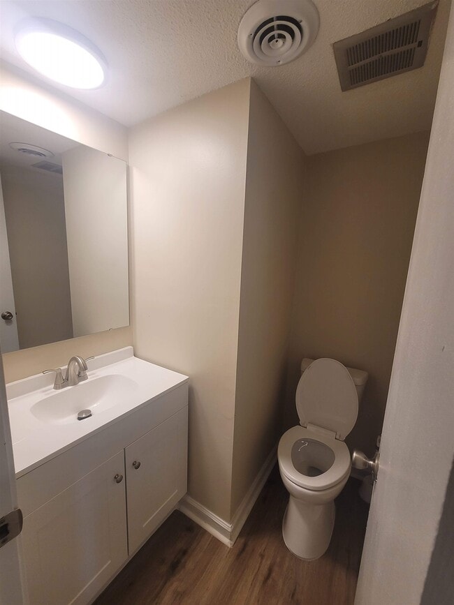 Foto del edificio - 154 N Auburndale St