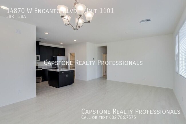 Building Photo - Breathtaking 3 bedroom in gated community!