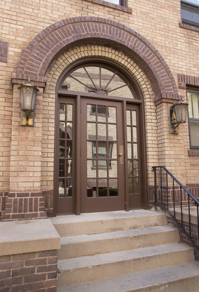 Building Photo - 1086 Corona St