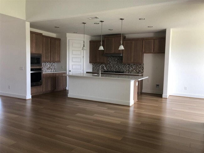 Building Photo - 24607 Bardona Way