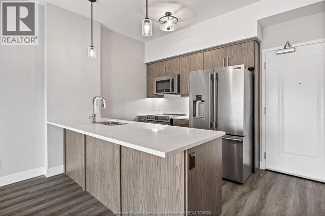 Building Photo - 7887 Edgar St